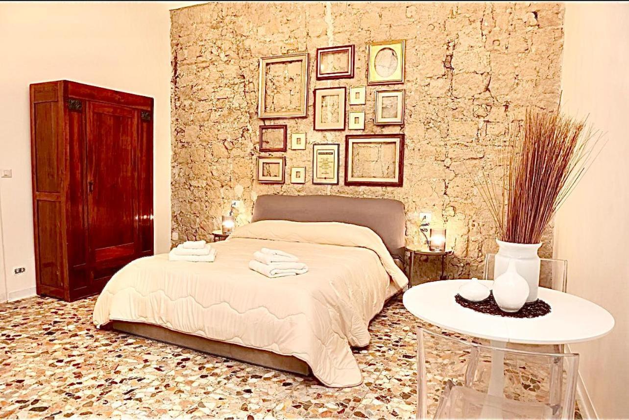 Bethel Come Casa Apartments Napoli Eksteriør billede